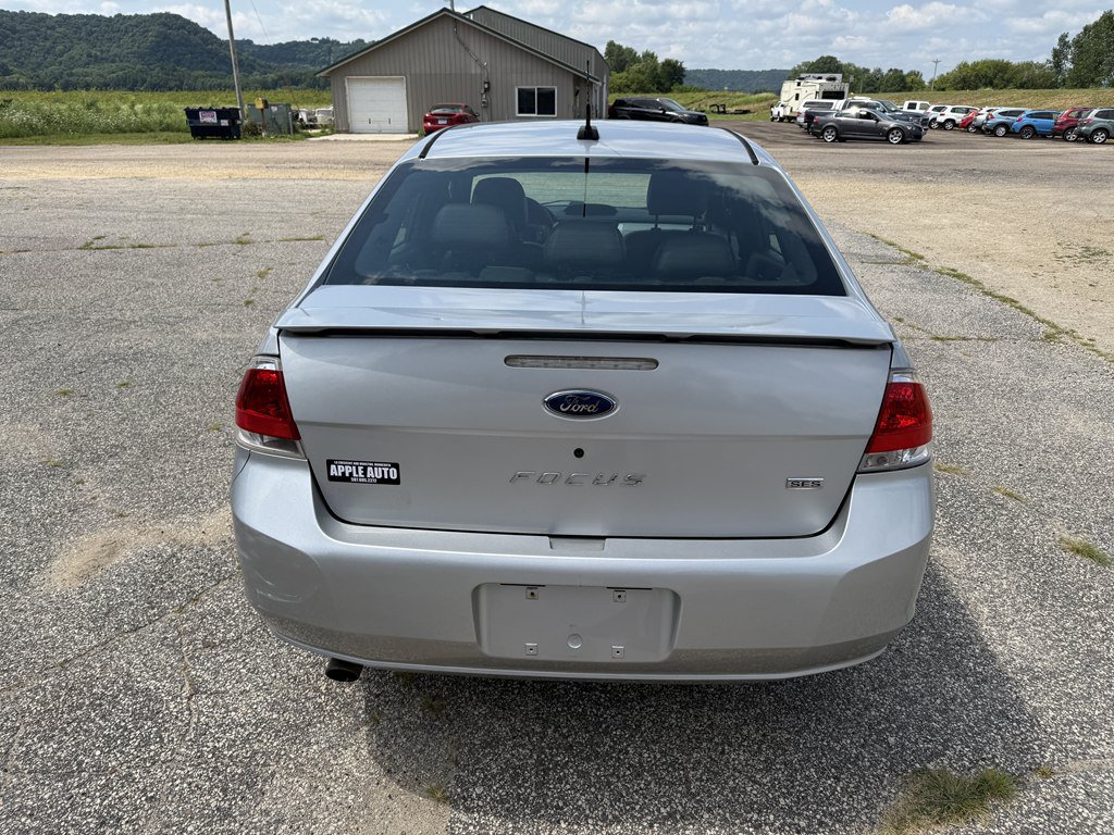 Used 2009 Ford Focus SES FWD image 6