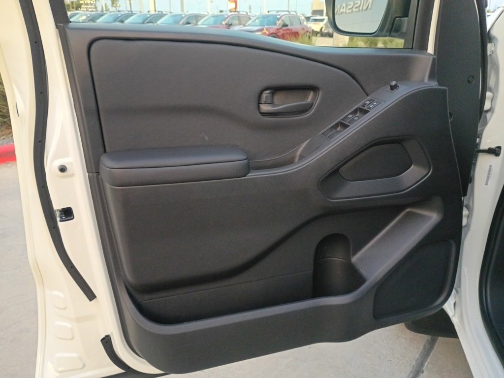 New 2026 Nissan Frontier SV w/ Tow Package image 17