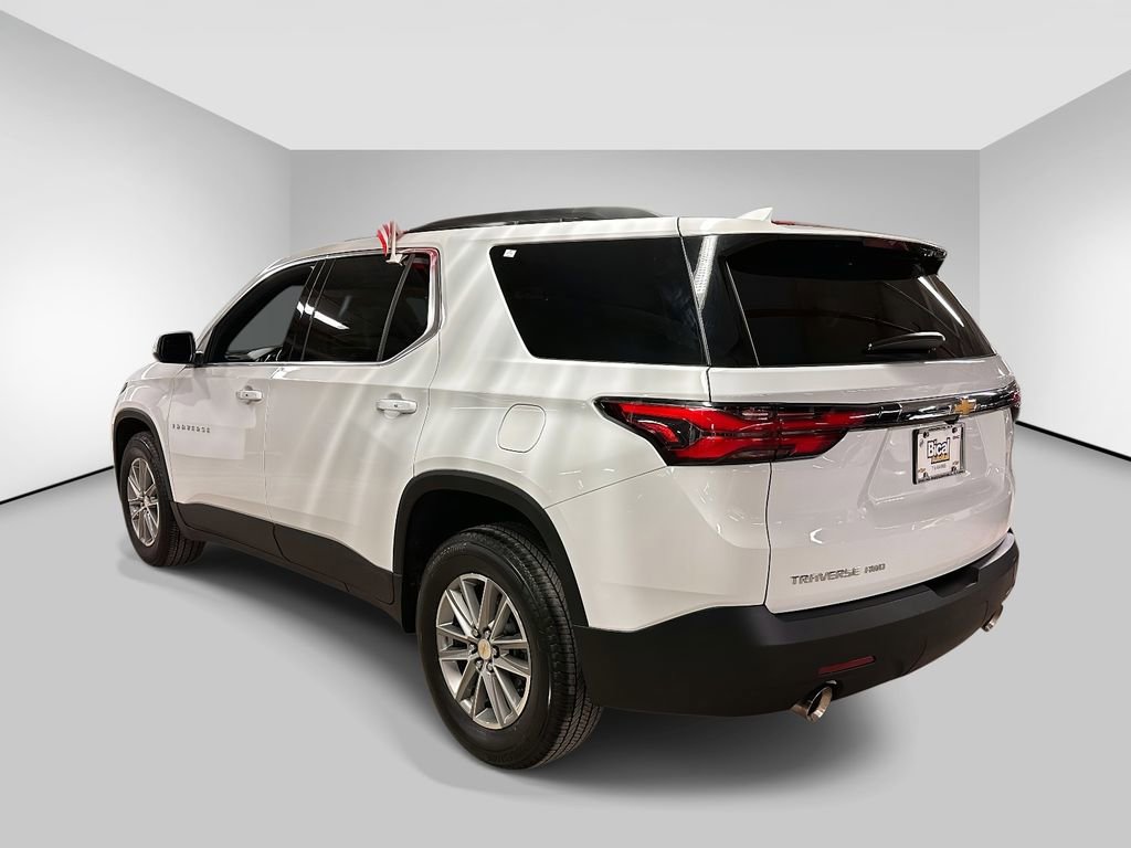 Used 2023 Chevrolet Traverse LT image 5