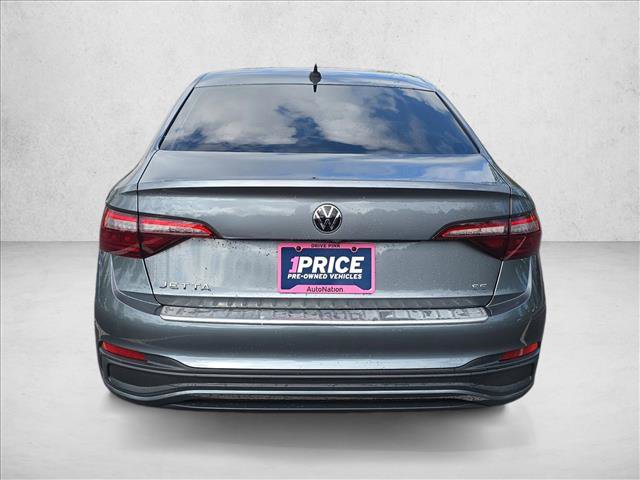 Used 2022 Volkswagen Jetta SE w/ Panoramic Sunroof Package FWD image 6