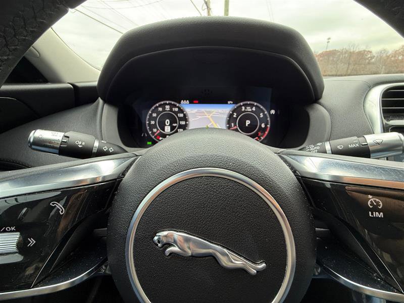 Used 2020 Jaguar XE S image 23