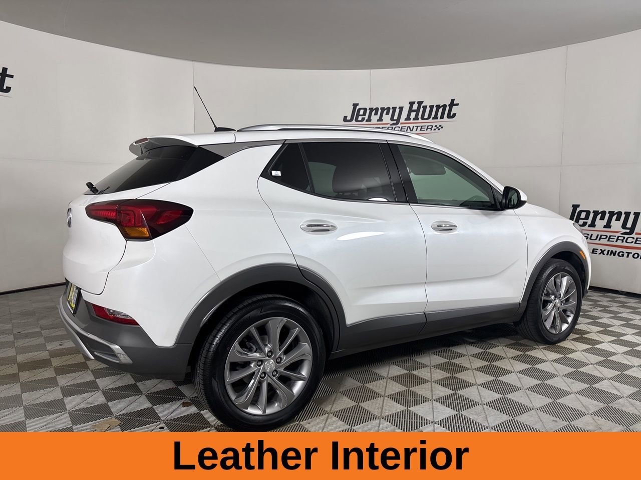 Used 2023 Buick Encore GX Essence w/ Experience Buick Package image 5