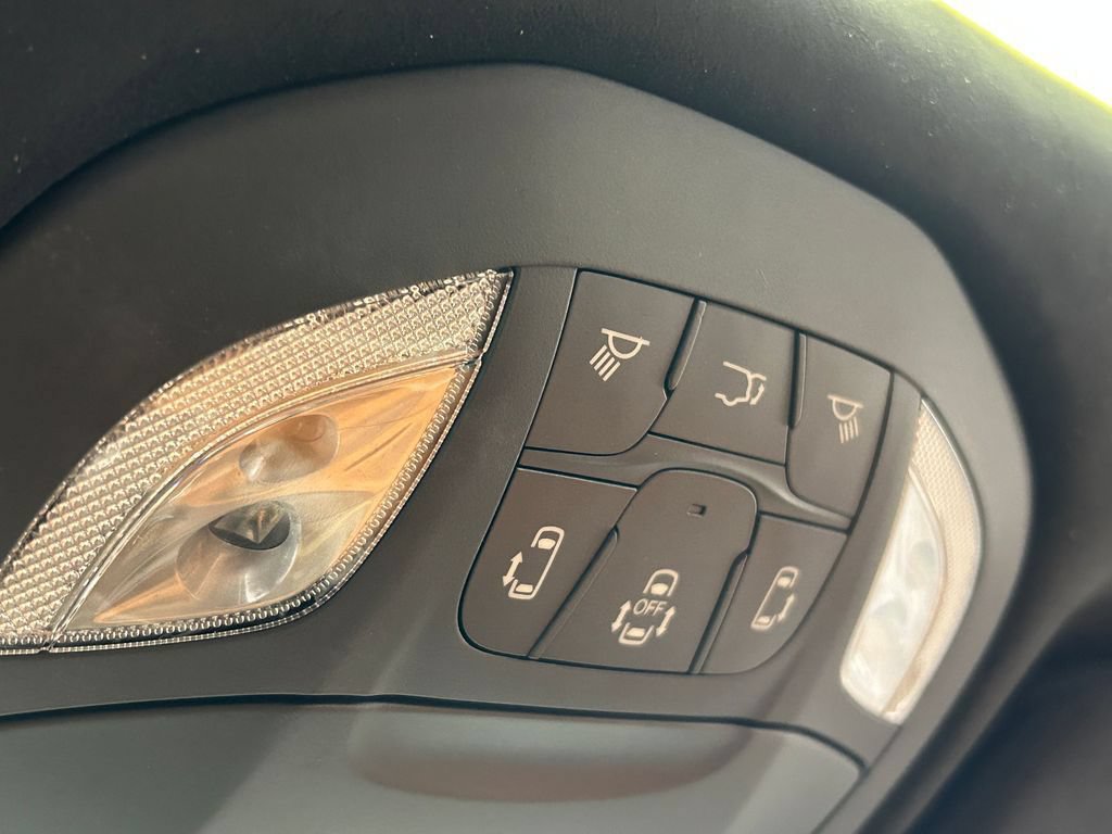 New 2026 Chrysler Pacifica Pinnacle FWD image 25