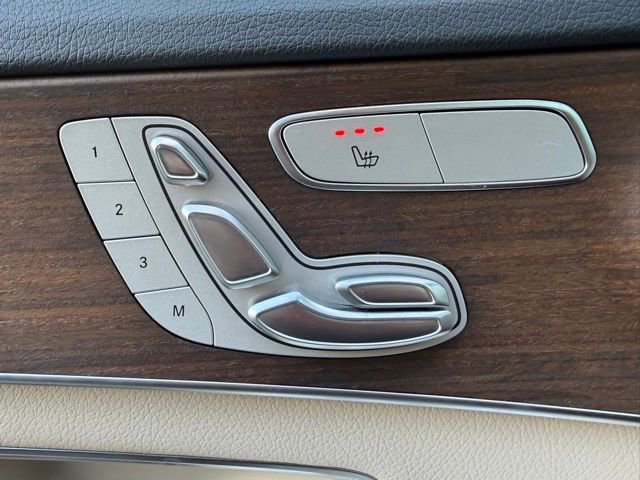 Used 2019 Mercedes-Benz C 300 4MATIC Sedan image 13