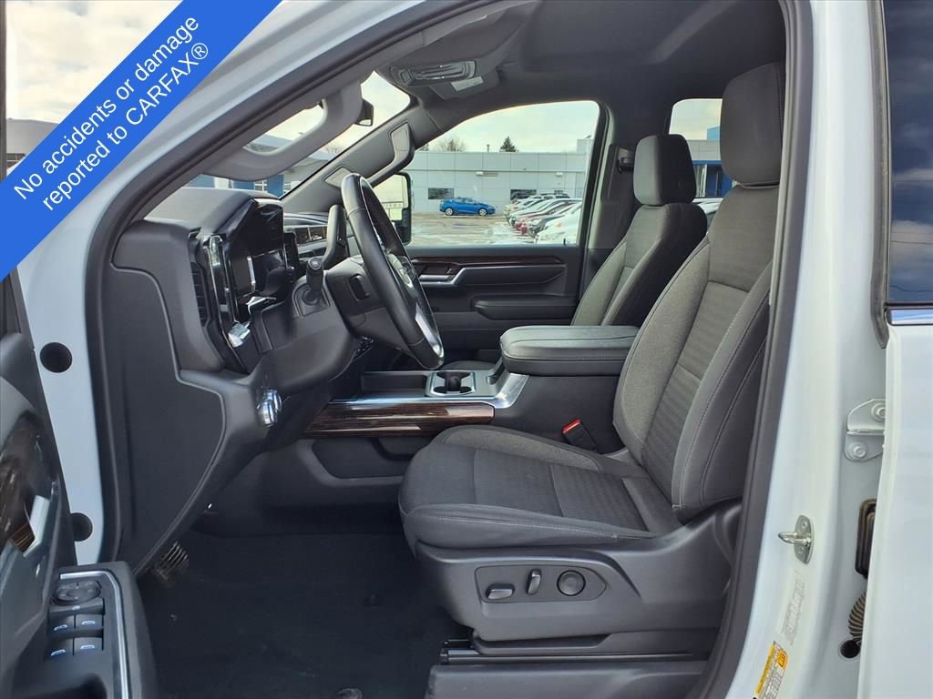 Used 2024 GMC Sierra 3500 SLE w/ SLE Value Package image 19