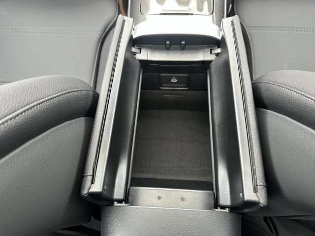 New 2026 Mercedes-Benz C 300 4MATIC Sedan image 34