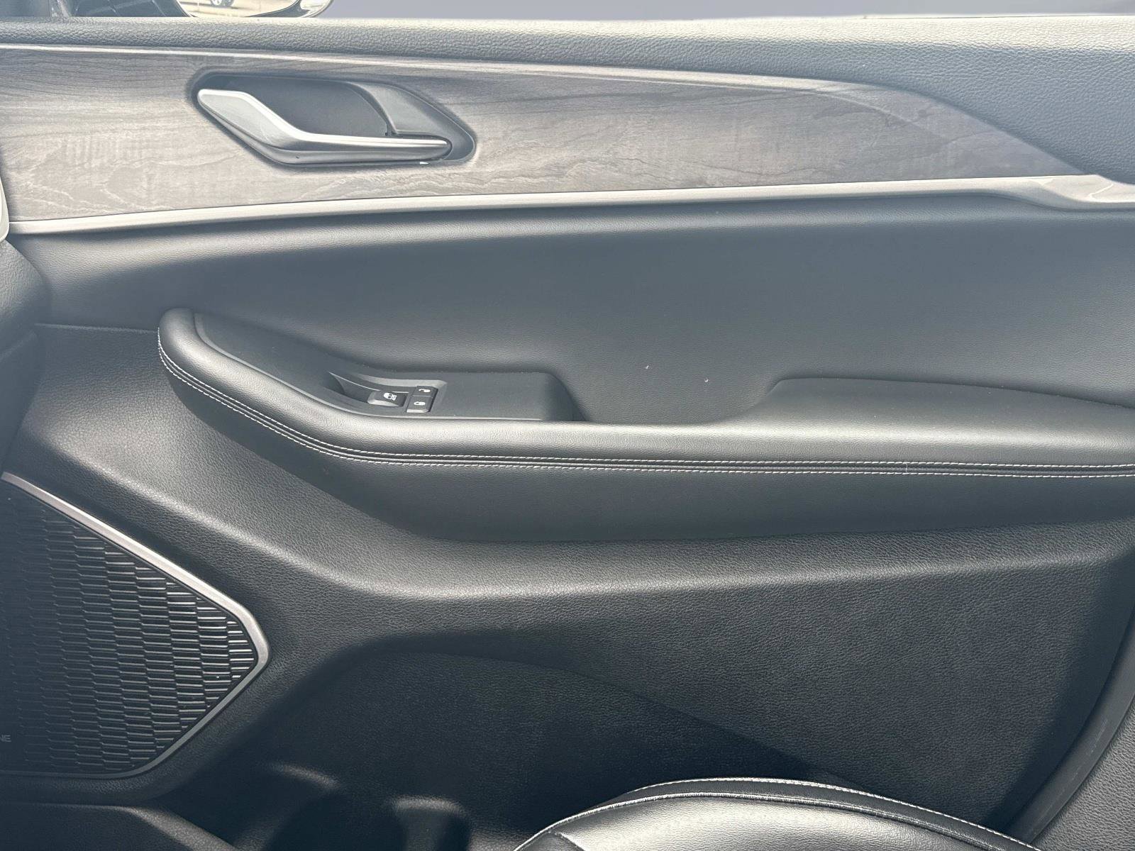 Used 2023 Jeep Grand Cherokee 4WD 4xe image 25