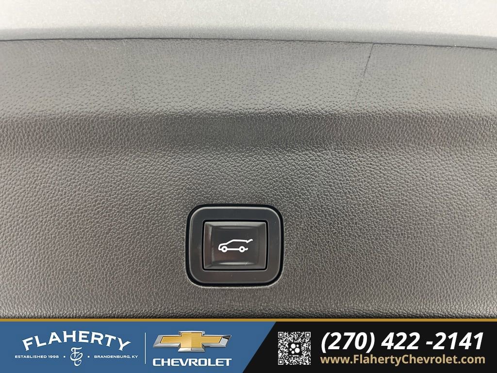 Used 2025 Chevrolet Suburban LT w/ Comfort Package AWD/4WD image 20