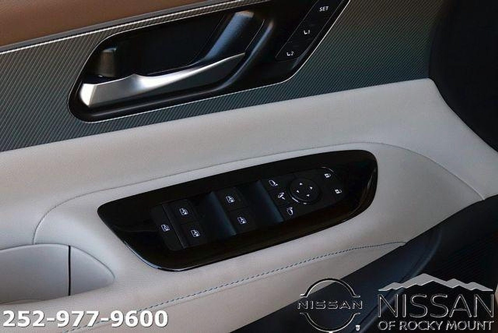 New 2026 Nissan Murano Platinum w/ Cargo Package AWD/4WD image 11