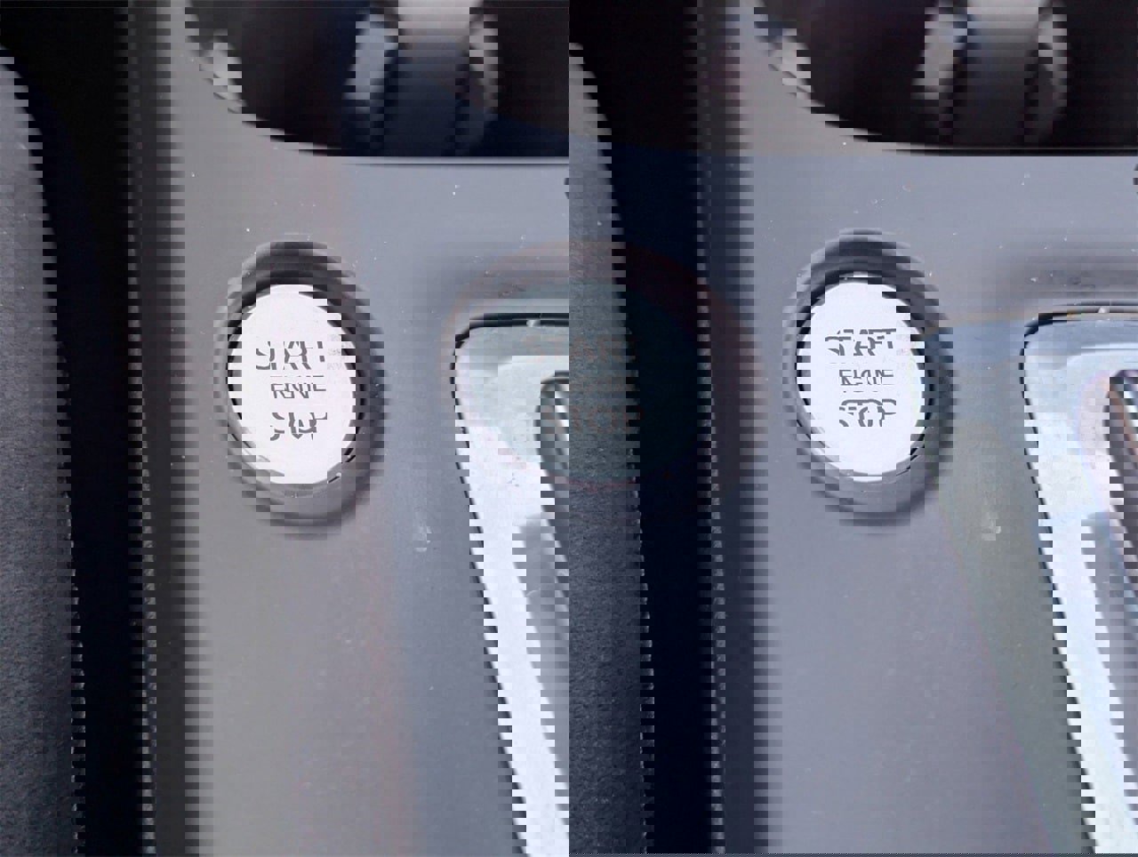 New 2025 INFINITI QX50 Sport image 31