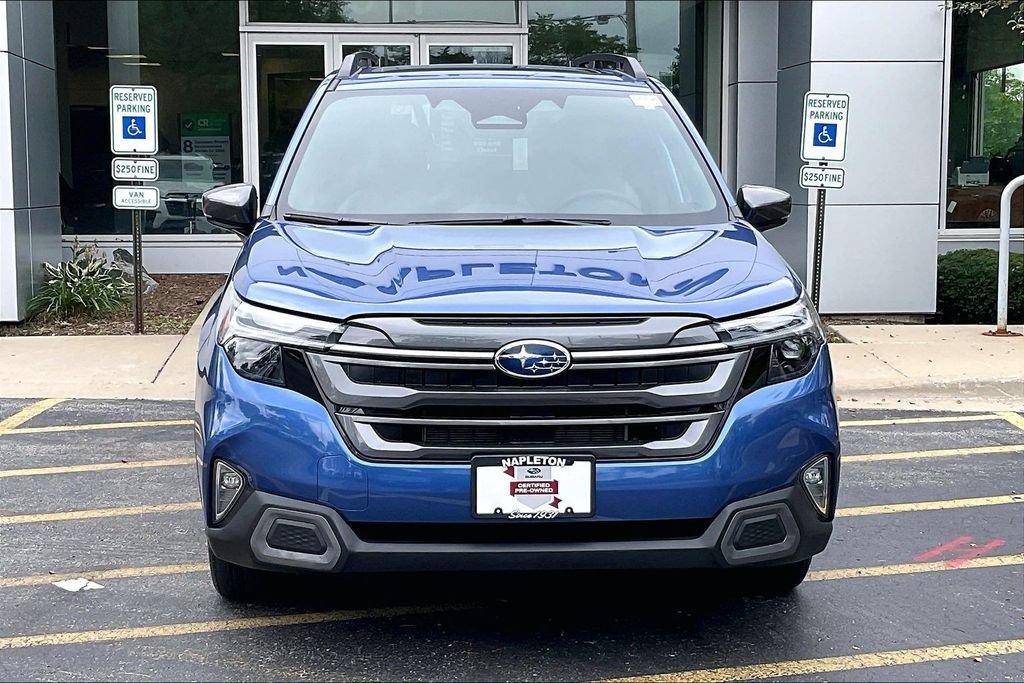 Used 2025 Subaru Forester Limited w/ Popular Package AWD/4WD image 2