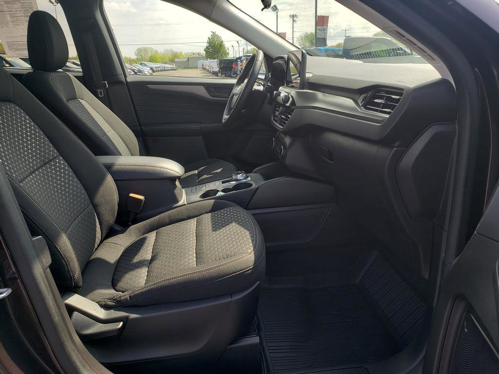 Used 2023 Ford Escape Active AWD/4WD image 17