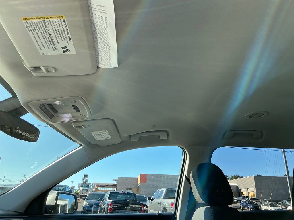 Used 2020 Chevrolet Traverse LT image 26