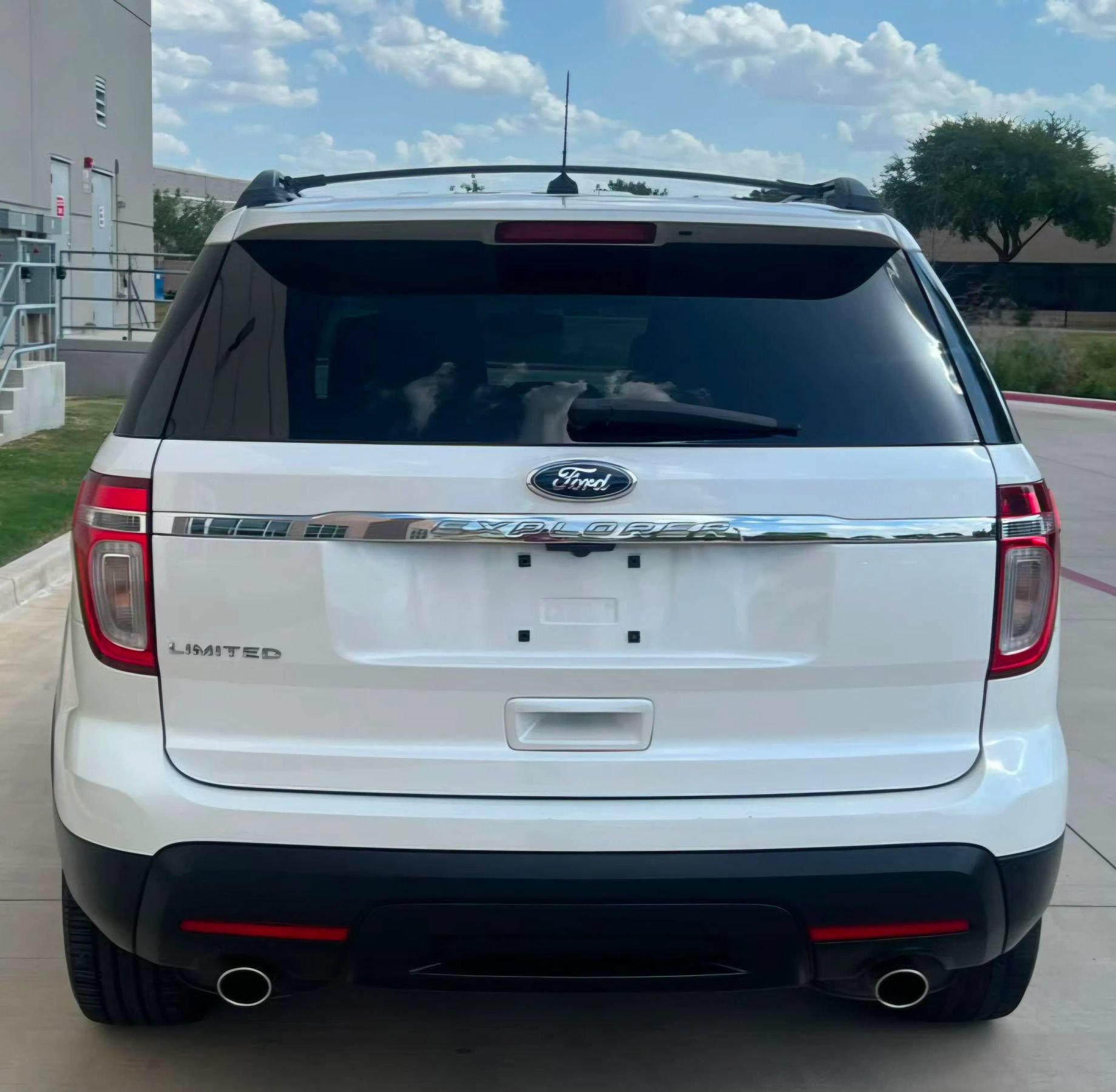 Used 2012 Ford Explorer Limited FWD image 10