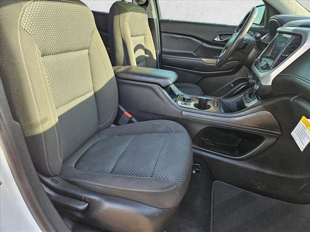 Used 2021 GMC Acadia SLE w/ Driver Convenience Package FWD image 21