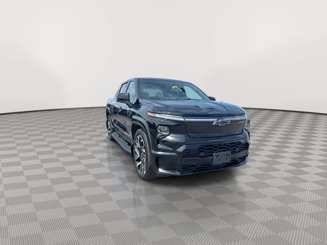 Certified 2025 Chevrolet Silverado EV RST AWD/4WD image 3