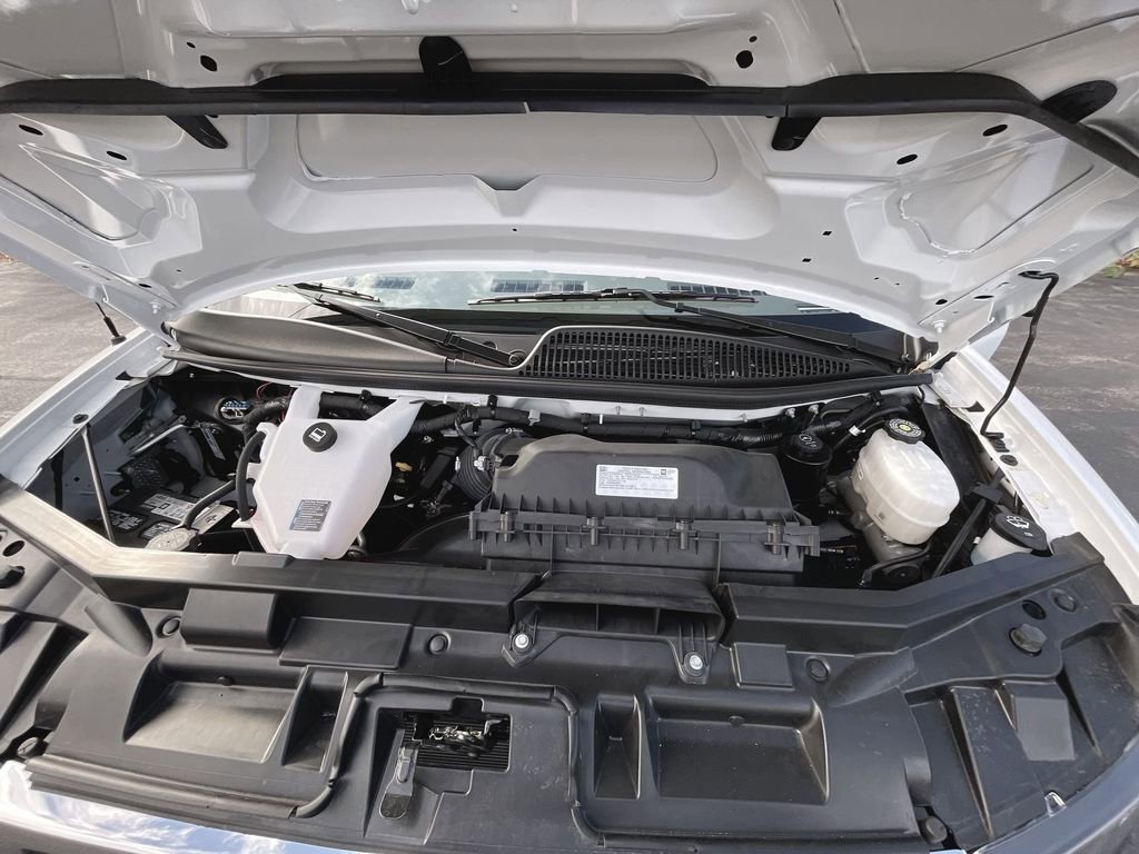 New 2025 GMC Savana 3500 w/ Power Convenience Package image 28