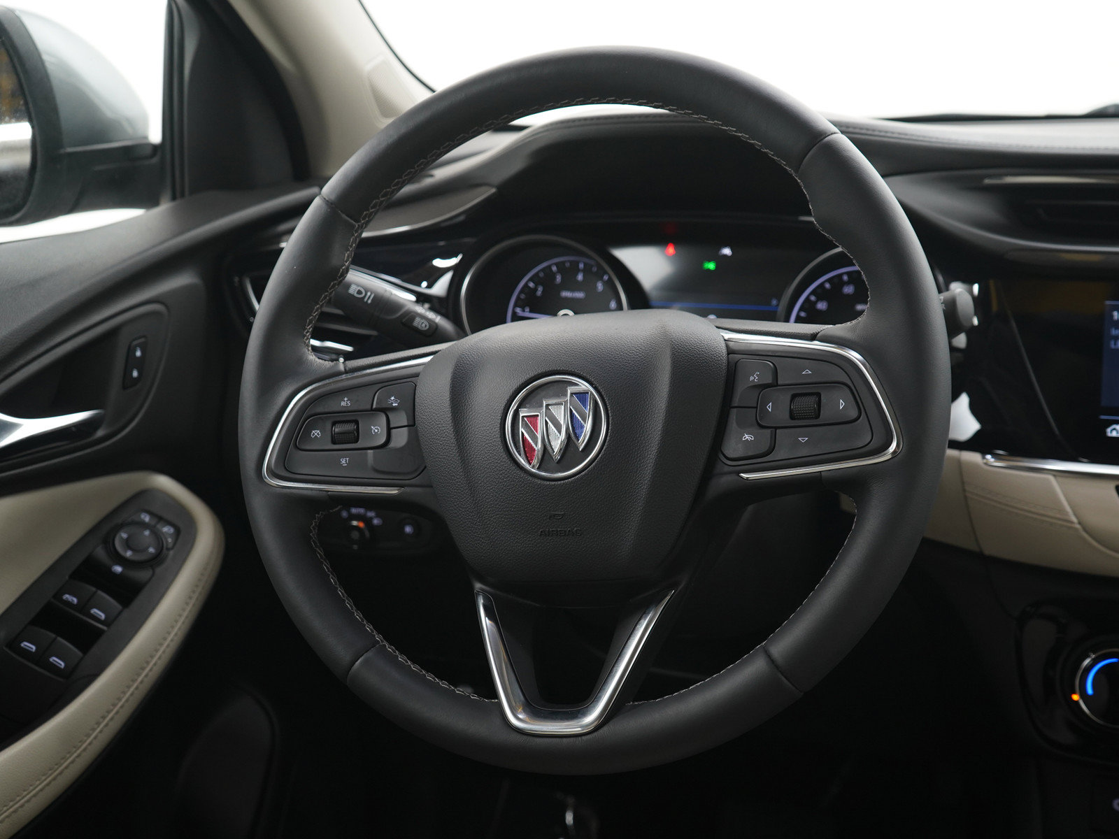 Used 2023 Buick Encore GX Preferred w/ Cold Weather Comfort Package FWD image 16