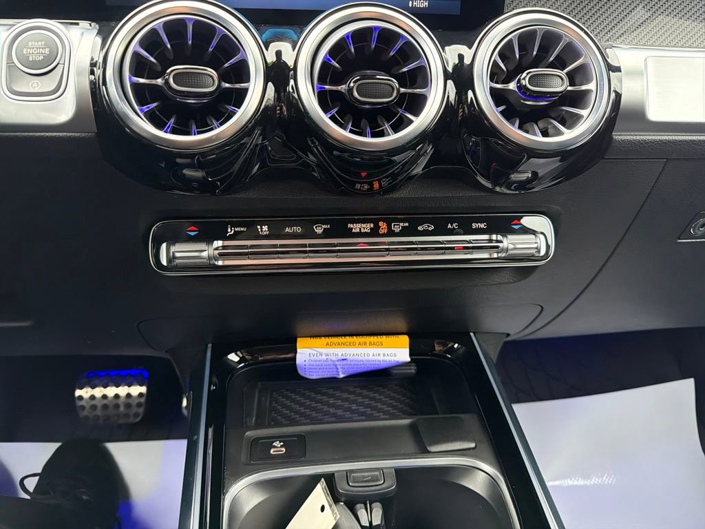 Certified 2025 Mercedes-Benz GLB 250 4MATIC image 19