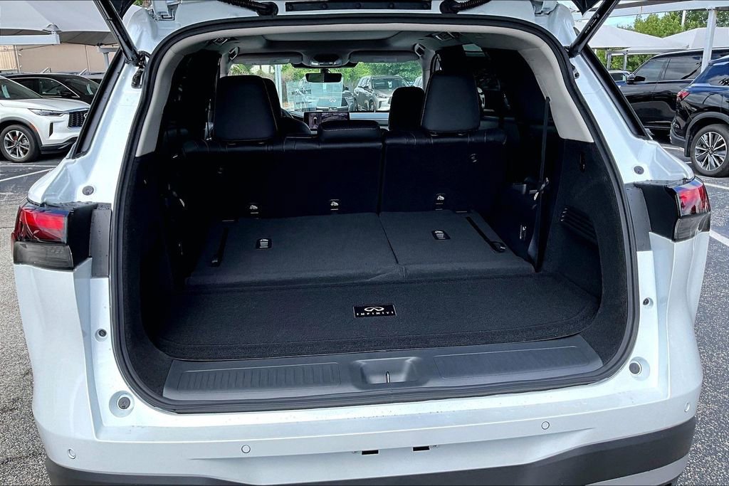 New 2027 INFINITI QX60 Luxe FWD image 43