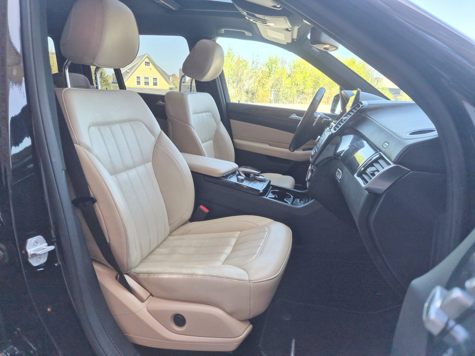 Used 2017 Mercedes-Benz GLS 450 4MATIC image 20