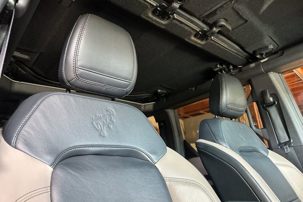 Used 2023 Ford Bronco Wildtrak image 17