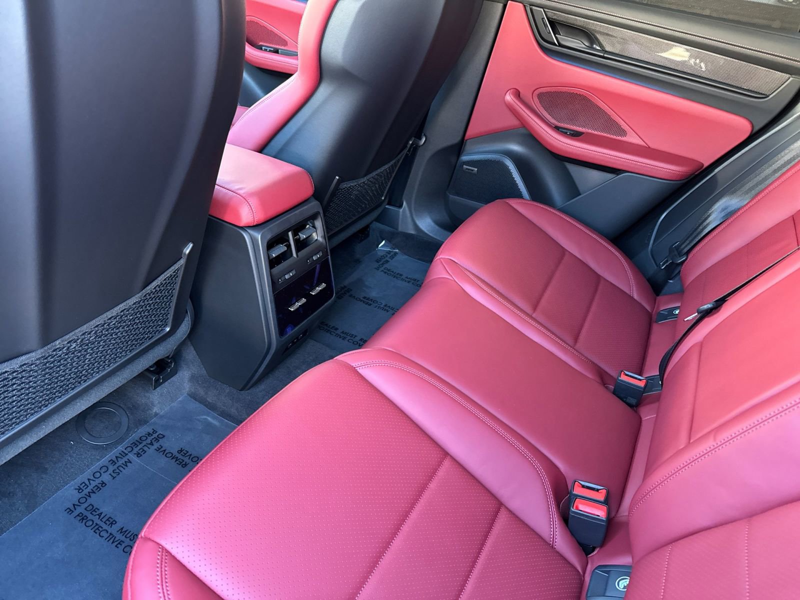 New 2025 Porsche Macan Turbo Electric image 14