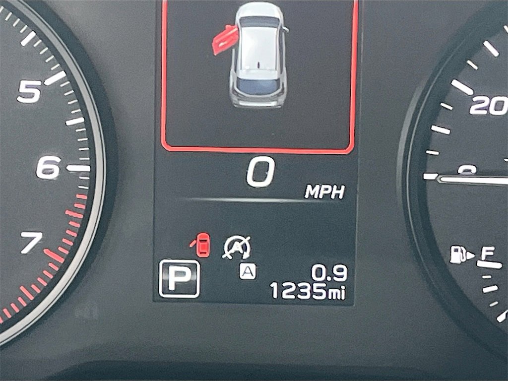 Used 2025 Subaru Impreza 2.0i image 12