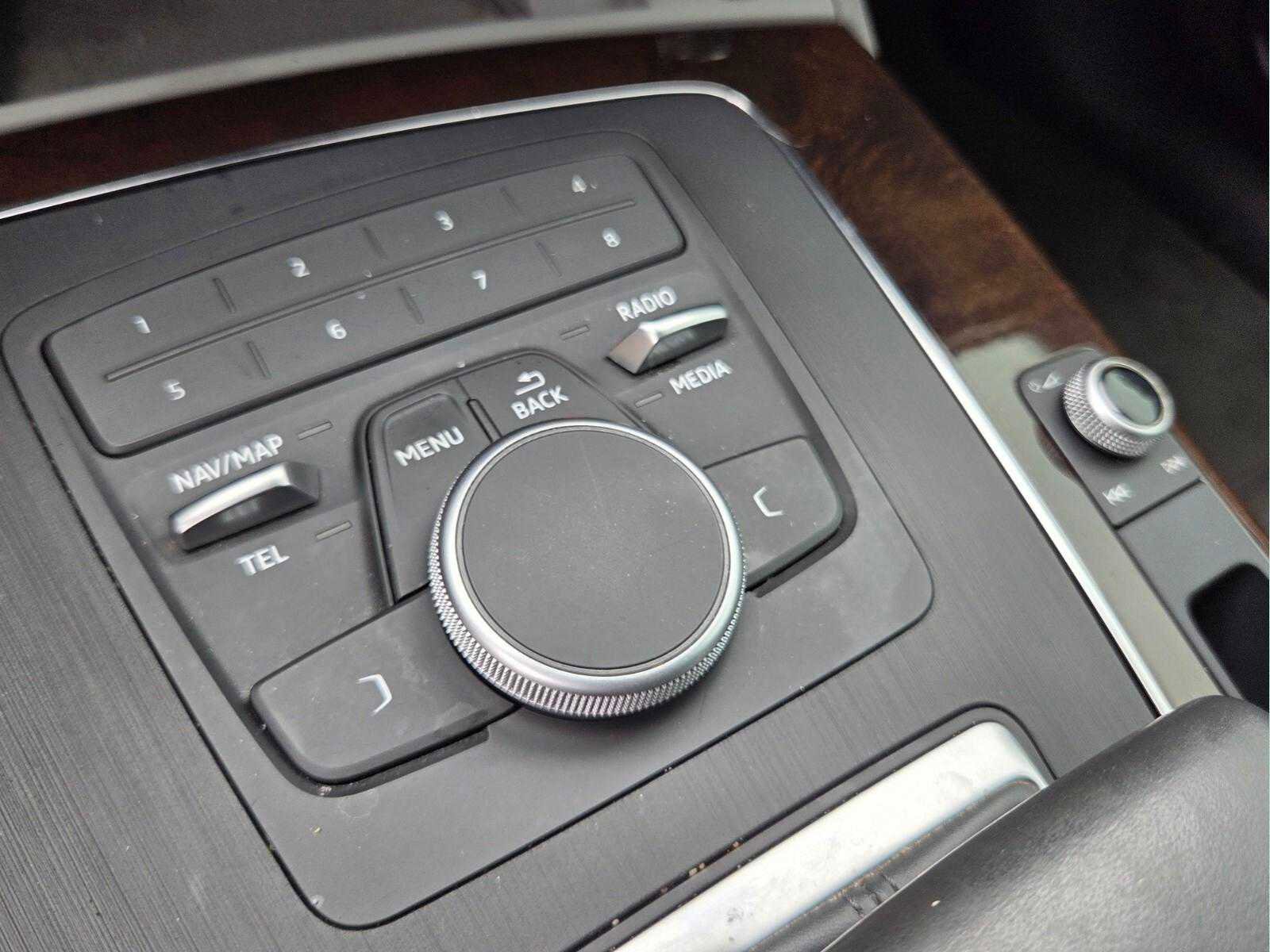 Used 2019 Audi Q5 2.0T Premium image 26