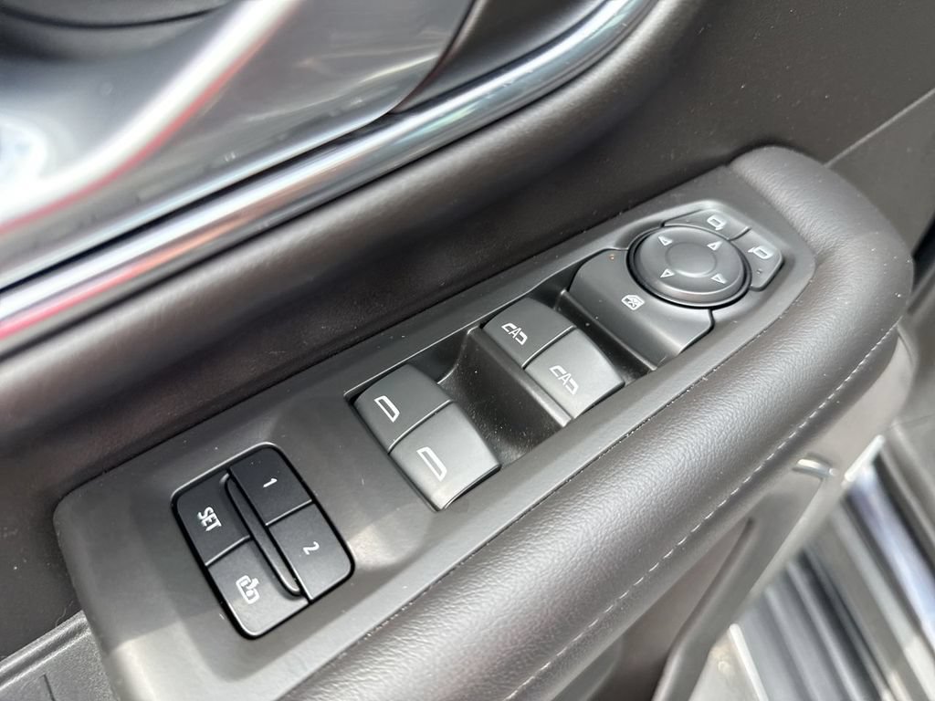 Used 2022 Chevrolet Tahoe LT AWD/4WD image 13