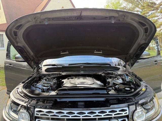 Used 2016 Land Rover Range Rover Sport HSE AWD/4WD image 28