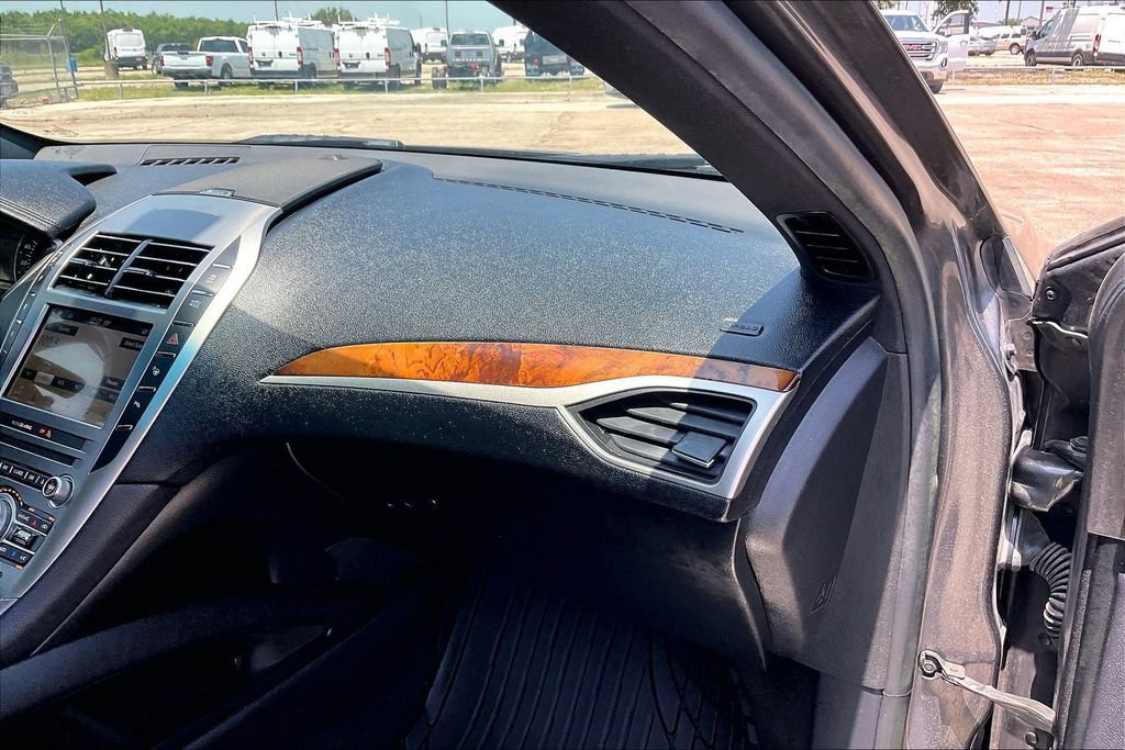 Used 2019 Lincoln MKZ Reserve AWD/4WD image 23