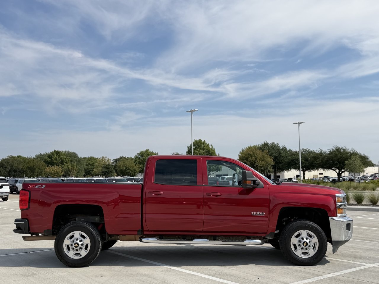 Used 2019 Chevrolet Silverado 2500 LT w/ Texas Edition AWD/4WD image 3