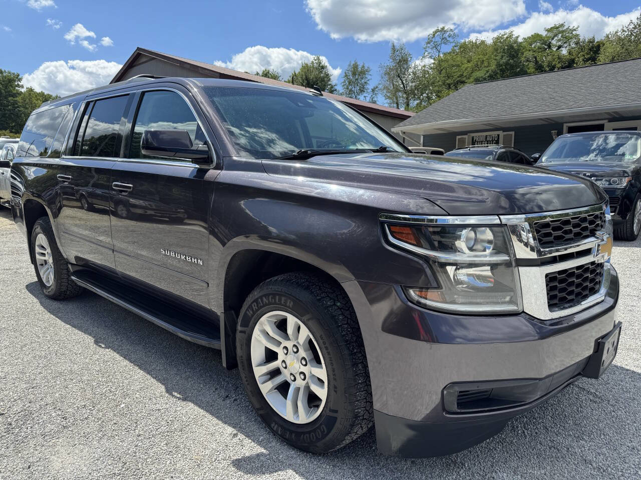 Used 2015 Chevrolet Suburban LT w/ Max Trailering Package image 8