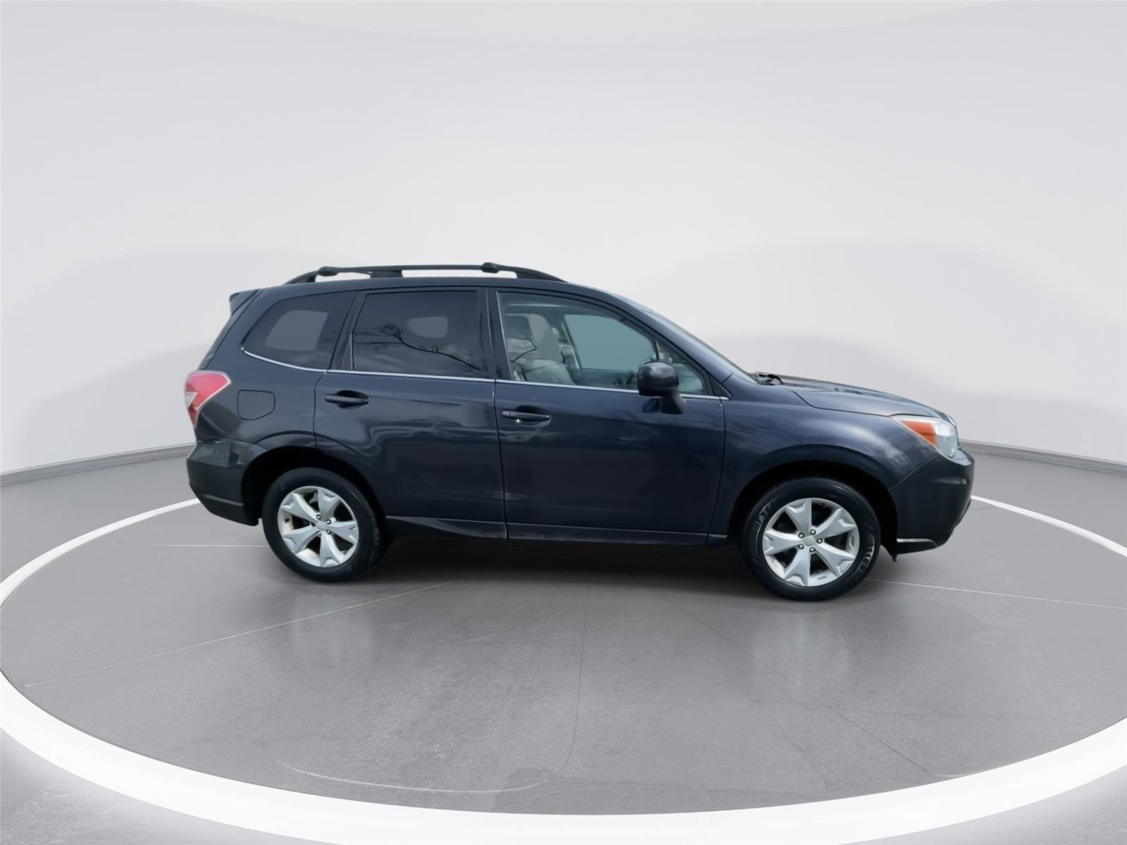 Used 2015 Subaru Forester 2.5i Limited image 9