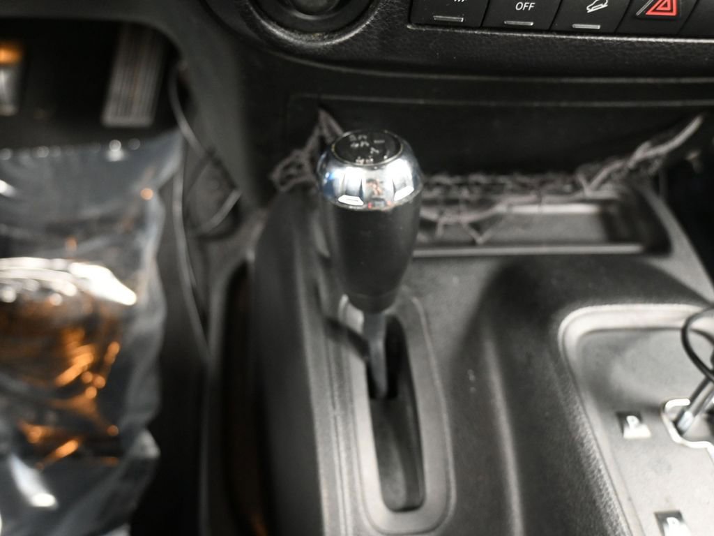 Used 2015 Jeep Wrangler Unlimited Sahara w/ Dual Top Group image 21