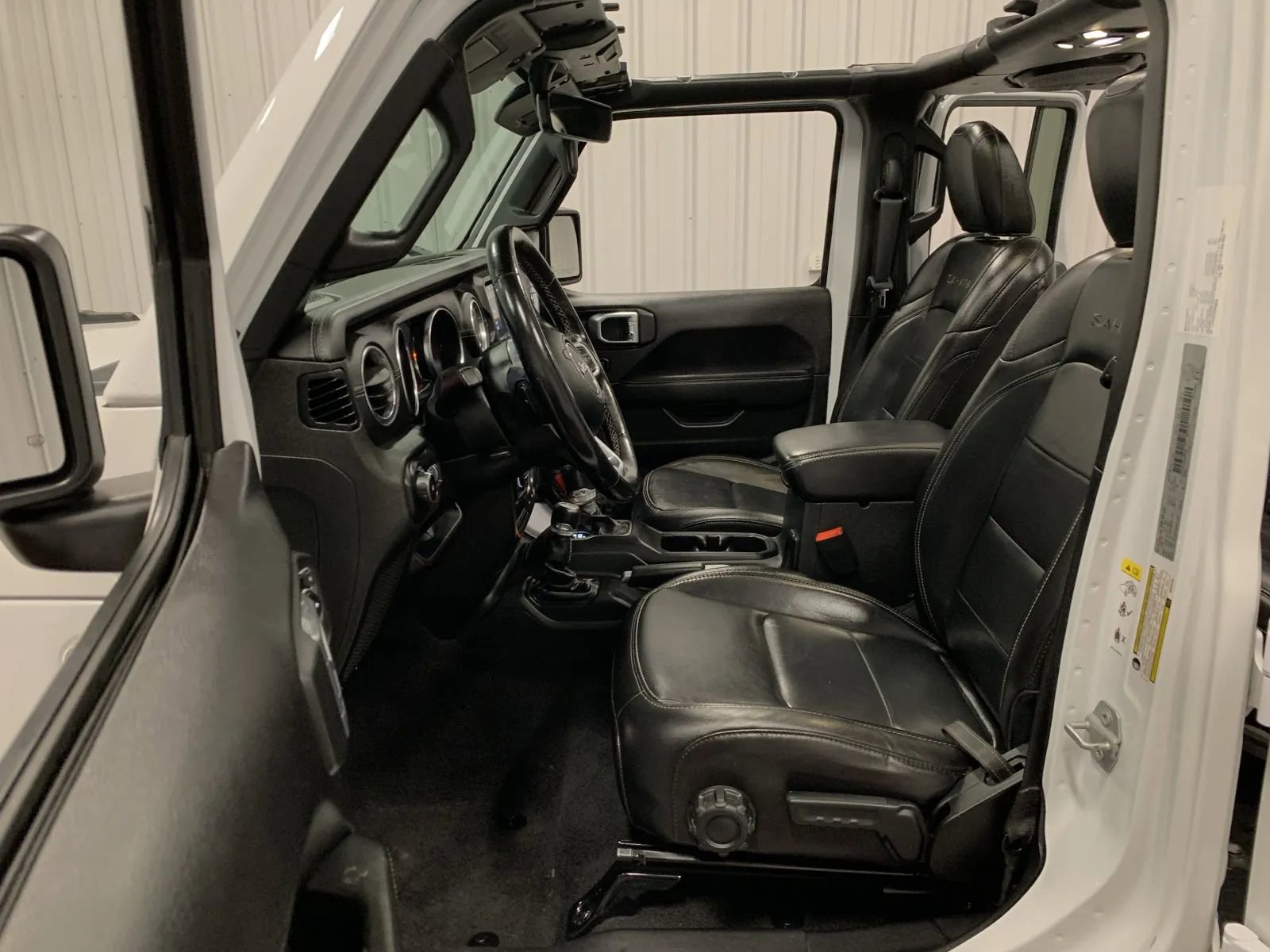 Used 2019 Jeep Wrangler Unlimited Sahara w/ Dual Top Group image 40