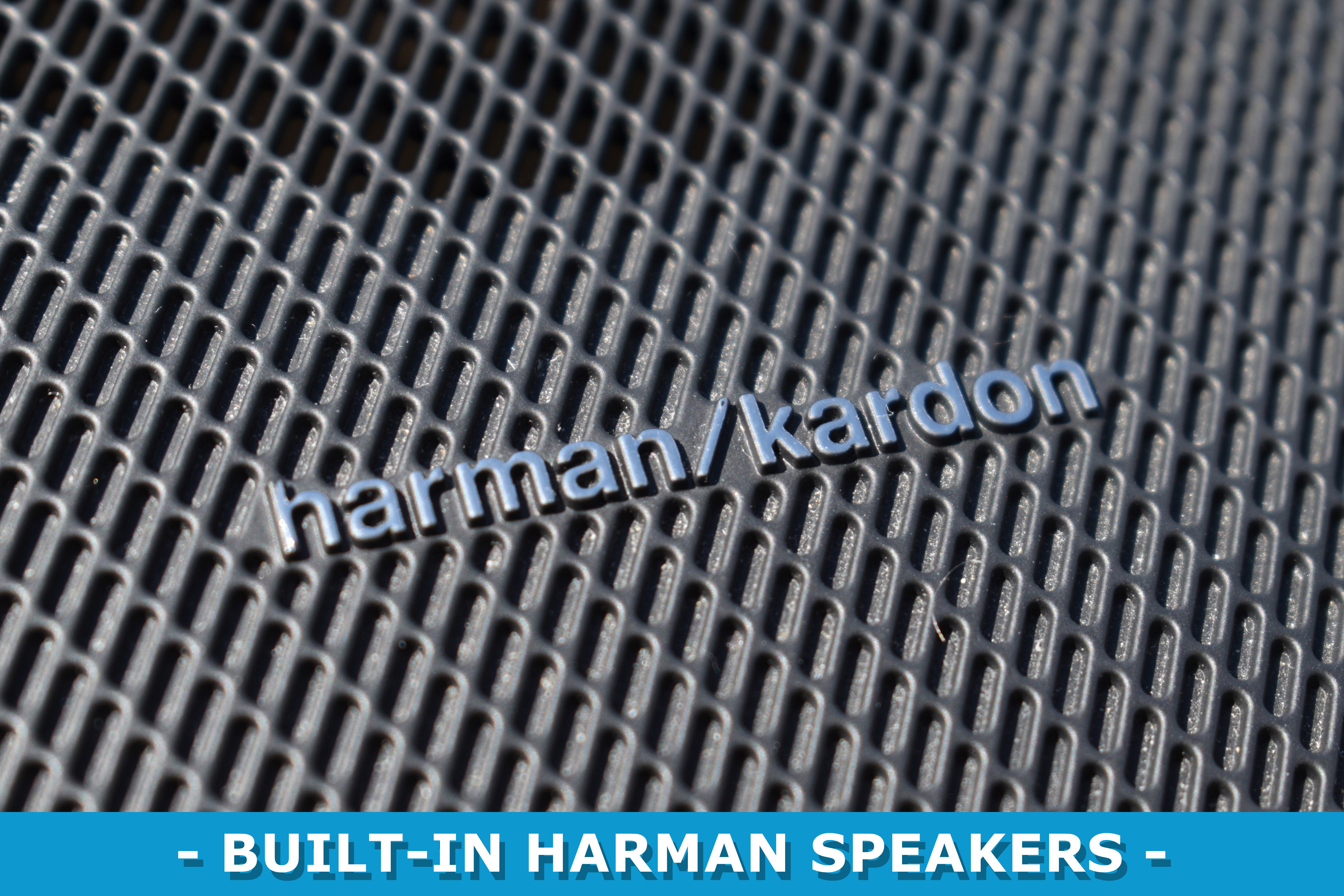 Used 2019 Volvo XC60 T8 Momentum w/ Advanced Package image 20