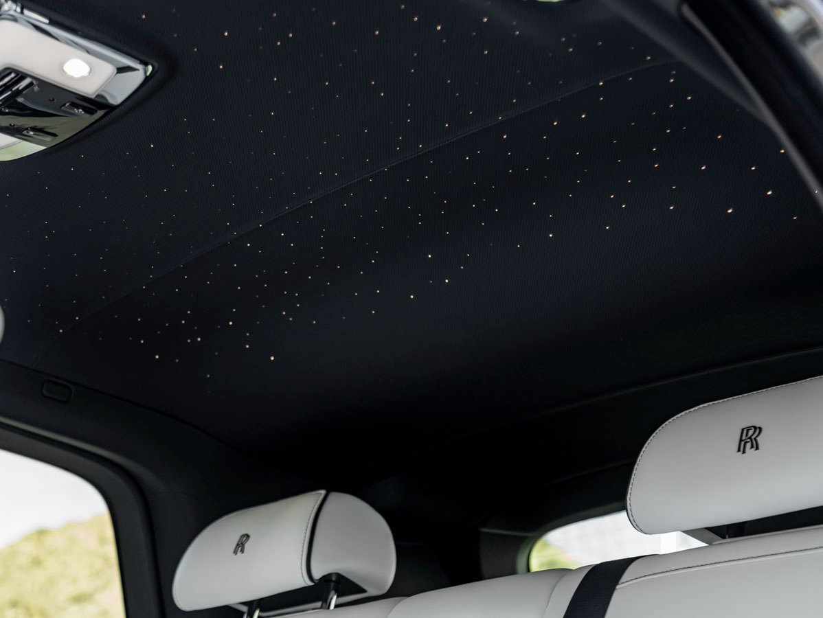 Used 2024 Rolls-Royce Cullinan Black Badge w/ Driver's Package image 17