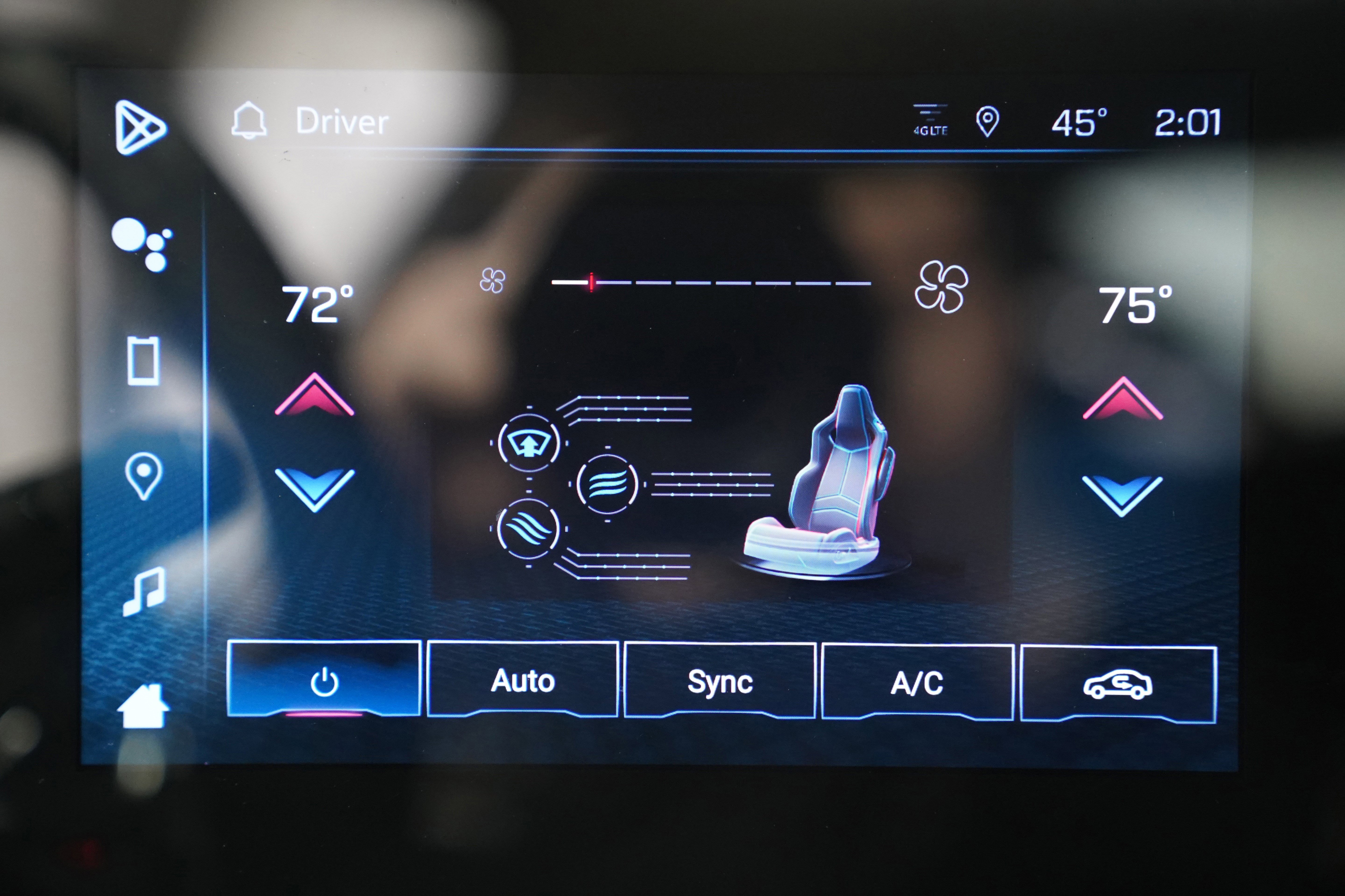 Used 2024 Chevrolet Corvette Stingray Coupe w/ 1LT RWD image 30