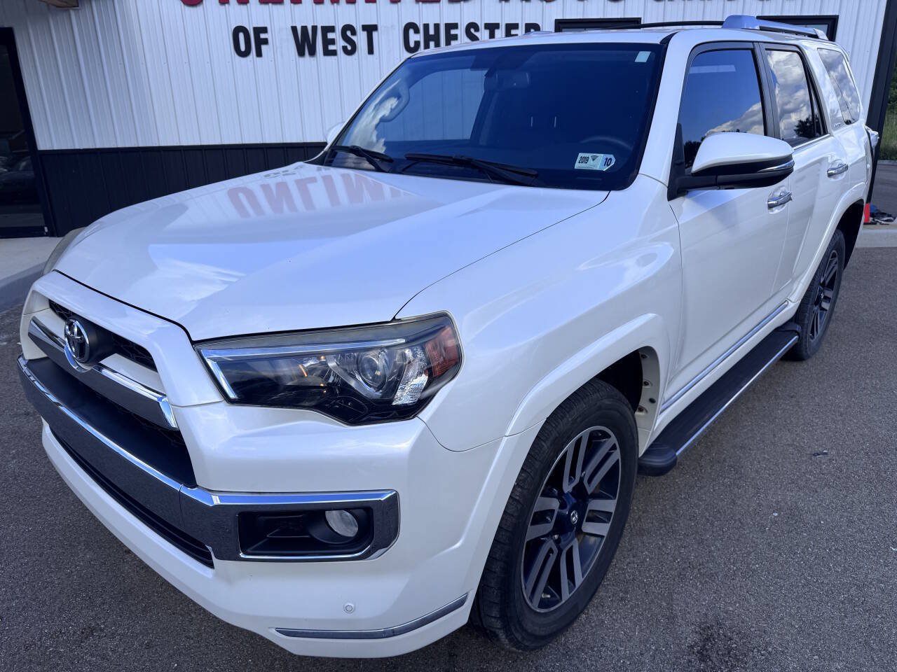 Used 2014 Toyota 4Runner Limited AWD/4WD image 2