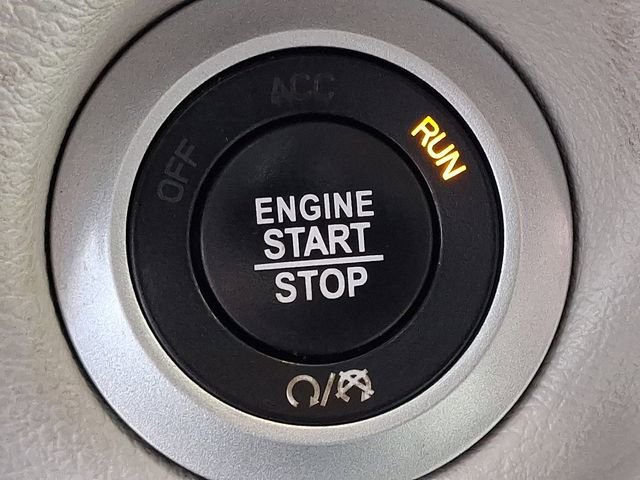 Used 2017 Chrysler Pacifica LX image 24