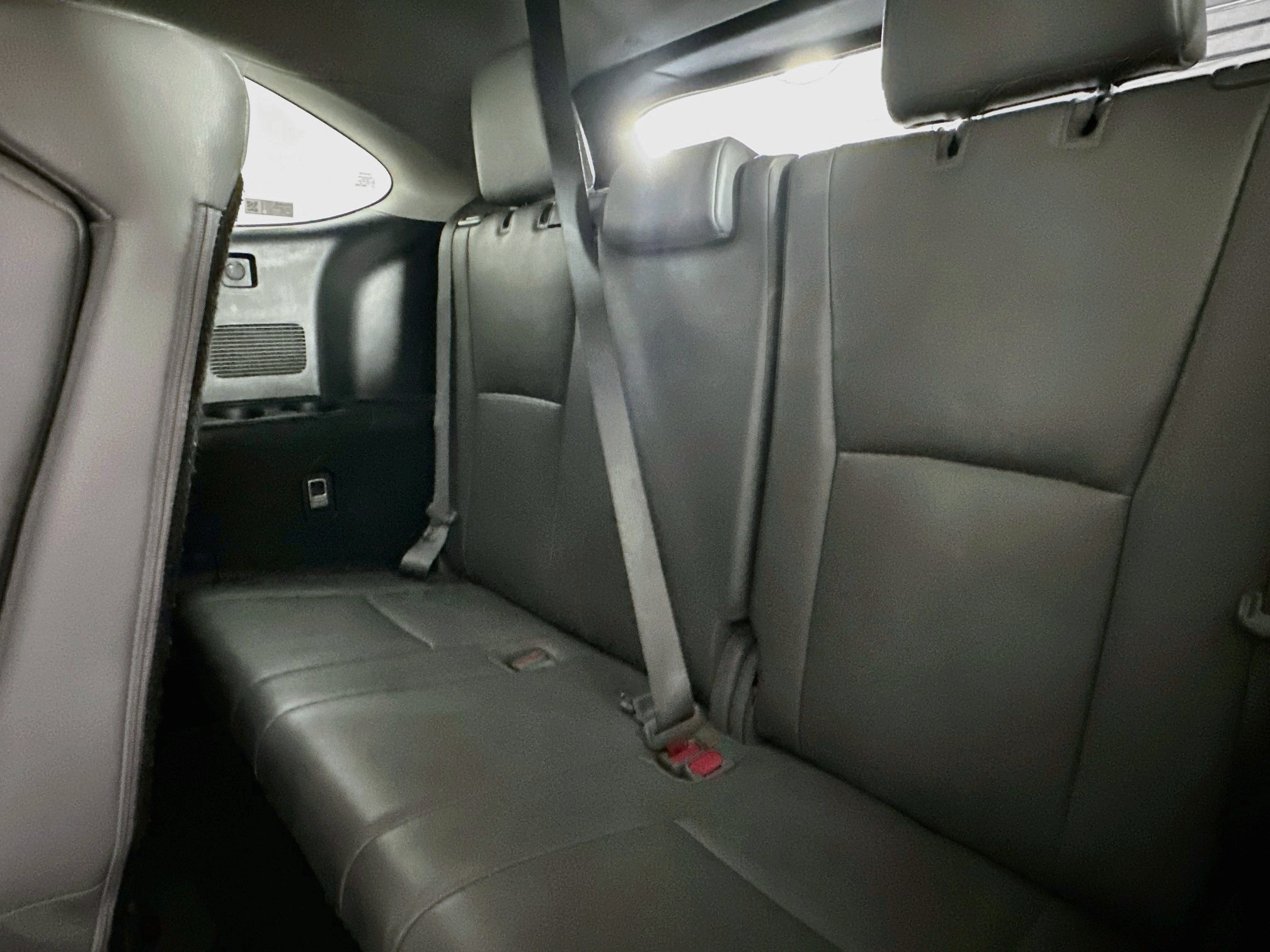 Used 2023 Toyota Highlander XLE FWD image 31