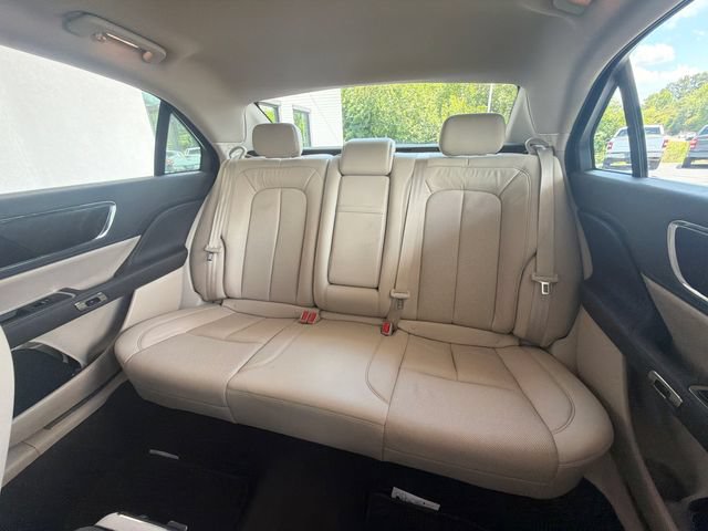 Used 2019 Lincoln Continental Select FWD image 16