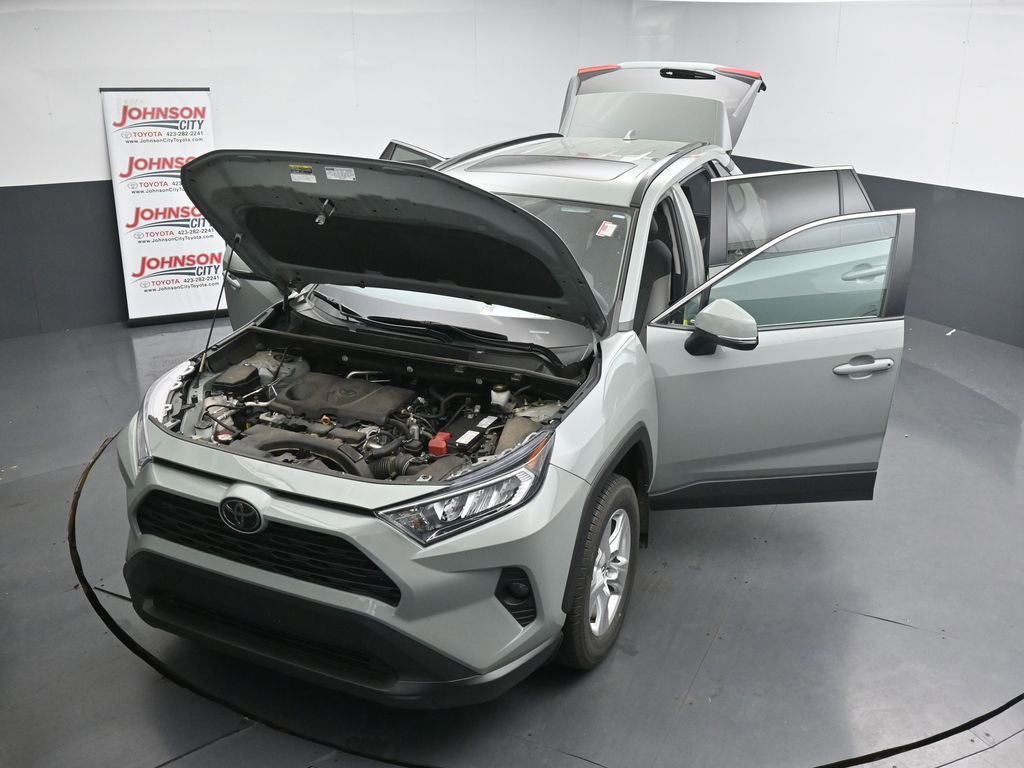 Used 2020 Toyota RAV4 XLE w/ Convenience Package image 26