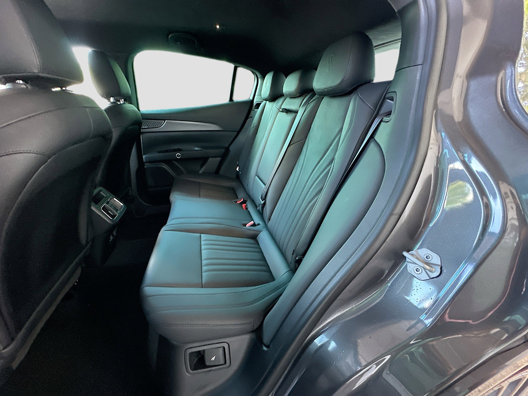 Used 2023 Maserati Grecale GT image 24