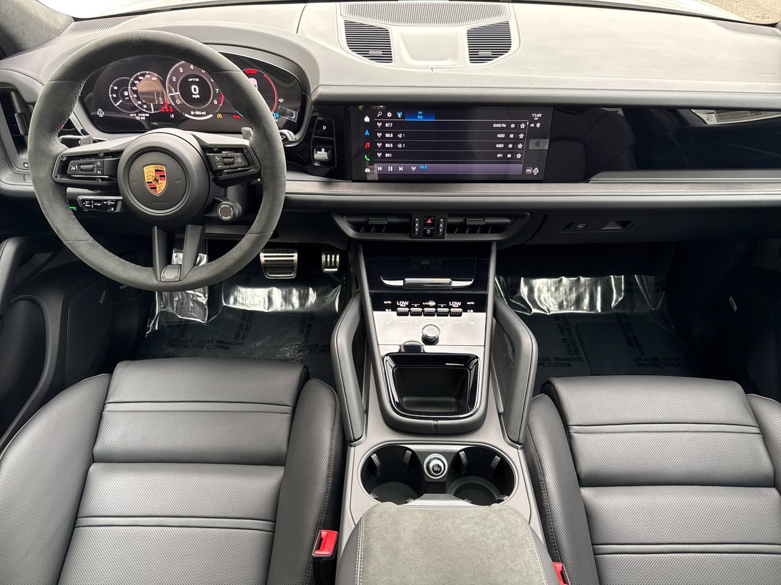 New 2026 Porsche Cayenne GTS image 6