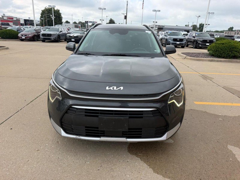 Used 2023 Kia Niro EX FWD image 7