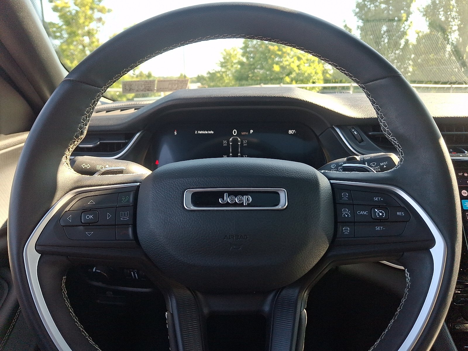 Certified 2023 Jeep Grand Cherokee L Altitude AWD/4WD image 20