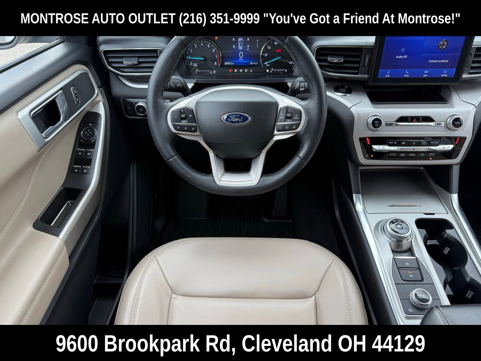 Used 2023 Ford Explorer XLT w/ Equipment Group 202A image 24